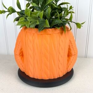 Wool Sweater Indoor Planter Pot, Cable Knit Flower Pot